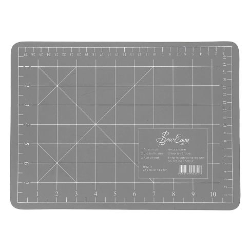 Planche de découpe PVC Sew Easy gris - 30 x 22 cm