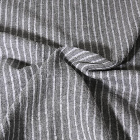Tissu Double gaze de Coton Poppy Rayé blanc sur fond Gris