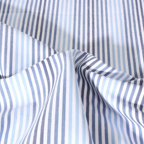 Tissu Jeans stretch Poppy Rayé bleu denim sur fond Blanc