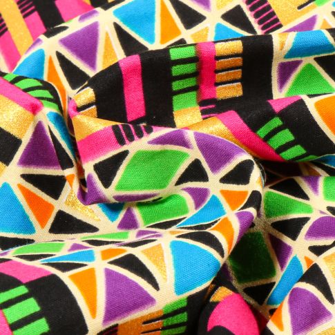 Coupon 5m48 Wax africain N°  803 sur fond Rose fuchsia