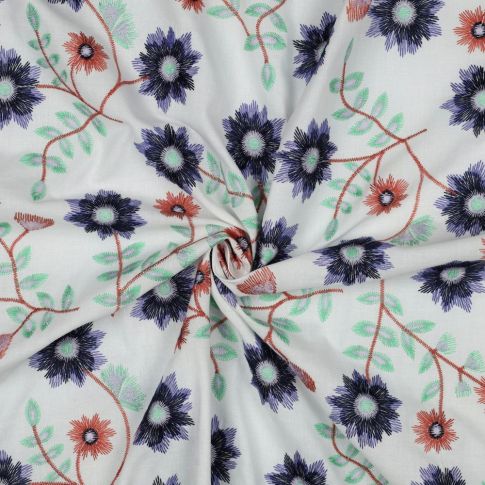 Tissu Coton brodé Fleurs multicolores sur fond Blanc