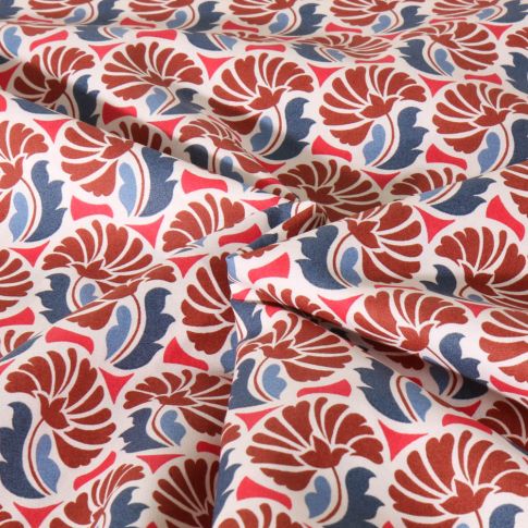 Tissu Popeline de Coton Poppy Plumes d’Orient rouge sur fond Ecru