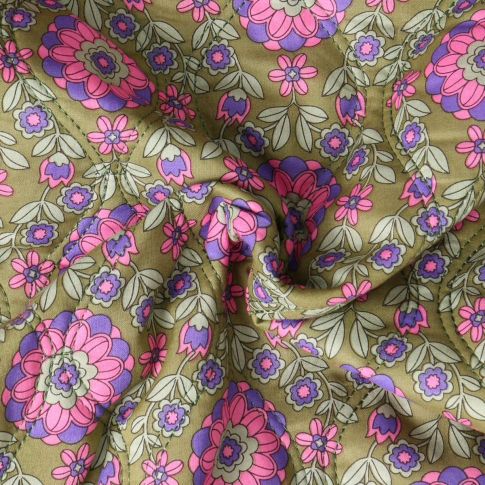 Tissu Matelassé réversible Lila fleurs Roses sur fond Vert olive