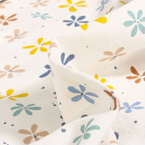 Tissu Coton Lavé Bégonia sur fond Blanc cassé