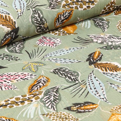 Tissu Mousseline Feuilles ethniques sur fond Vert pâle