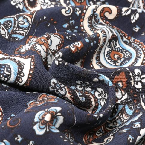 Tissu Viscose extensible  Motifs cachemire sur fond Bleu marine