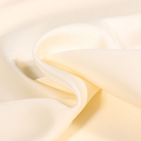 Tissu Micro Satin Royal toucher soie uni Ecru