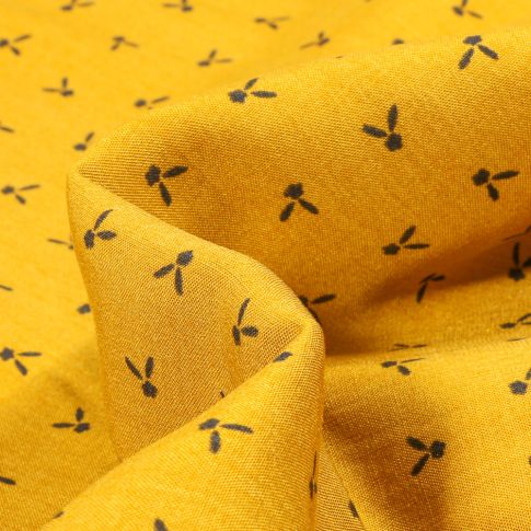 Tissu Viscose Alba Pétales de fleurs sur fond Jaune
