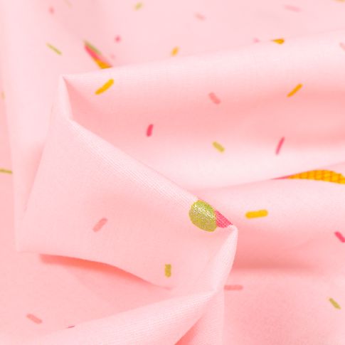 Tissu Coton imprimé Glaces et confettis sur fond Rose pâle