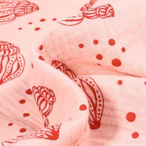 Tissu Double gaze Bio Coquillages et pois sur fond Rose pâle