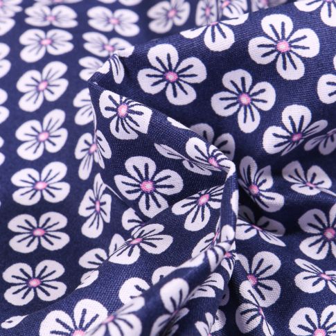Tissu Coton imprimé Violette blanches sur fond Bleu marine