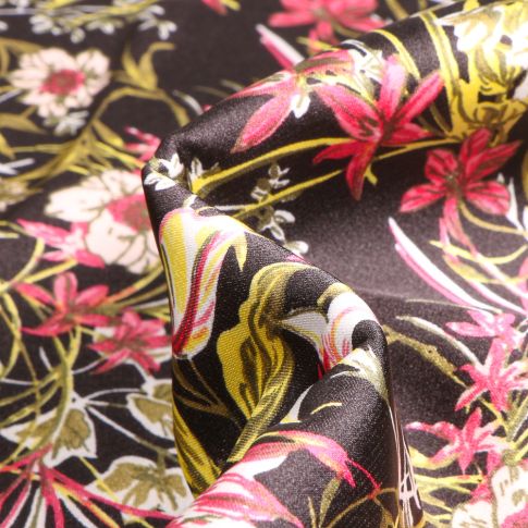 Tissu Satin Stretch Fleurs et feuillages sur fond Noir