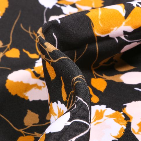 Tissu Crêpes imprimé Boutons de rose sur fond Noir