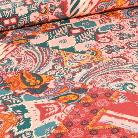 Tissu Viscose Effet patchwork sur fond Corail