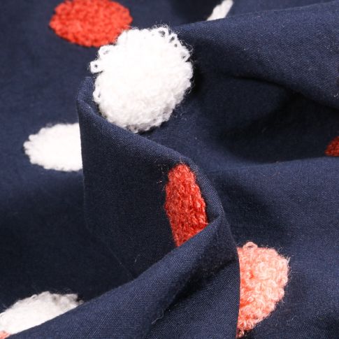 Tissu Coton lavé Pois en relief  blanc et rouge sur fond Bleu marine