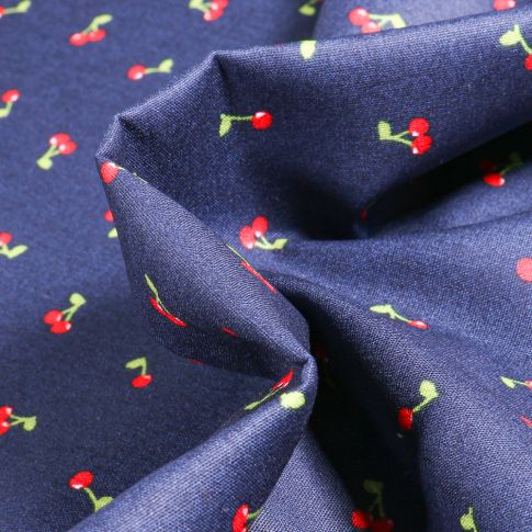 Tissu Coton imprimé Cherry Cherry sur fond Bleu nuit