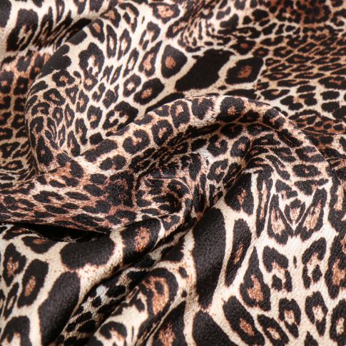 Tissu Satin imprimé Raww sur fond Ecru