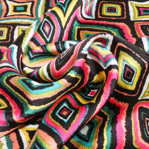 Tissu Satin imprimé Losanges multicolores sur fond Noir