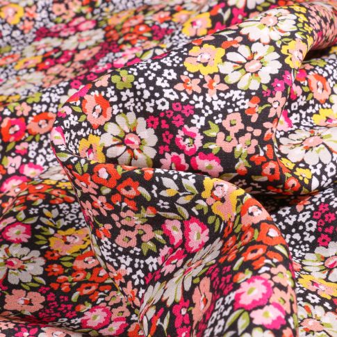 Tissu Viscose Spring sur fond Noir
