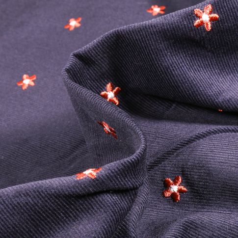 Tissu Velours milleraies  Fleurs brodées sur fond Bleu marine