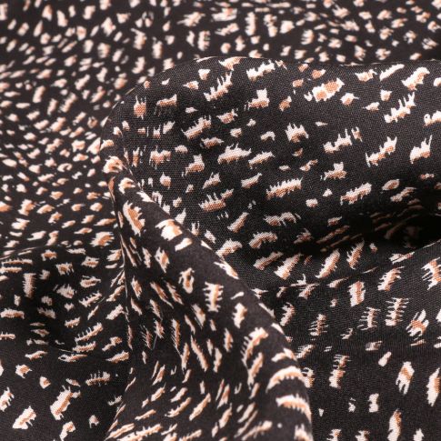 Tissu Viscose Jeanne sur fond Noir
