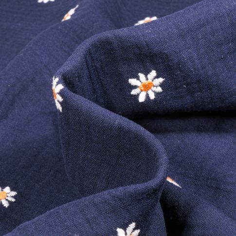 Tissu Double gaze Pâquerettes brodées sur fond Bleu marine