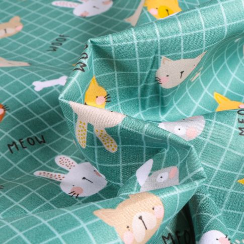 Tissu Coton imprimé Animals sur fond Vert