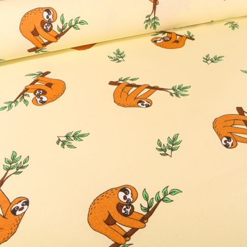 Tissu Toile de Coton Paresseux et son bébé sur fond Jaune pastel