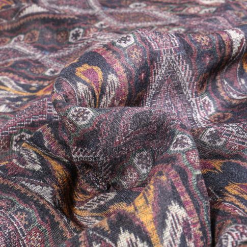 Tissu Maille légère Etnik sur fond Noir