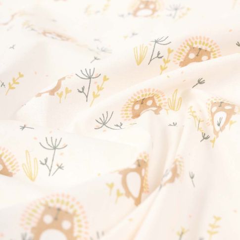Tissu Coton imprimé hiboux mimi sur fond Blanc cassé