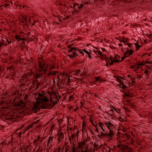Tissu Fausse fourrure long poil Rebeka Bordeaux