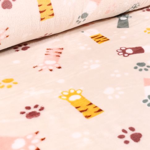 Tissu Doudou Patoune sur fond Rose poudré