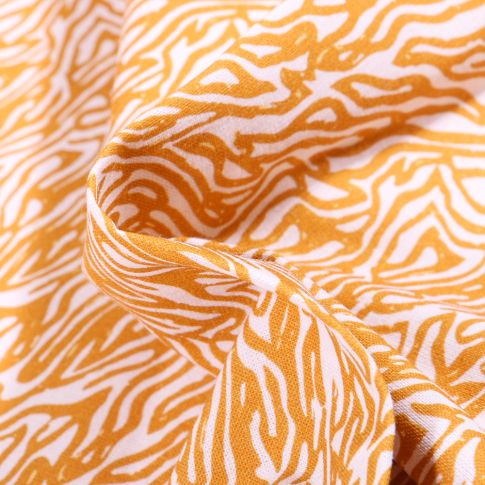 Tissu Coton MC Fabrics Zébrage jaune sur fond Blanc