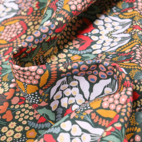 Tissu Coton MC Fabrics Fleurs abstraites multicolores sur fond Vert foncé