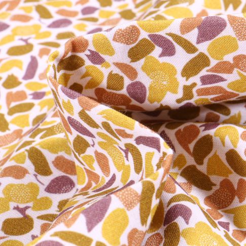 Tissu Coton imprimé Bio Pétales de fleurs sur fond Blanc