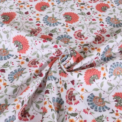Tissu Popeline de Coton imprimé Fleuris indien Goa sur fond Blanc