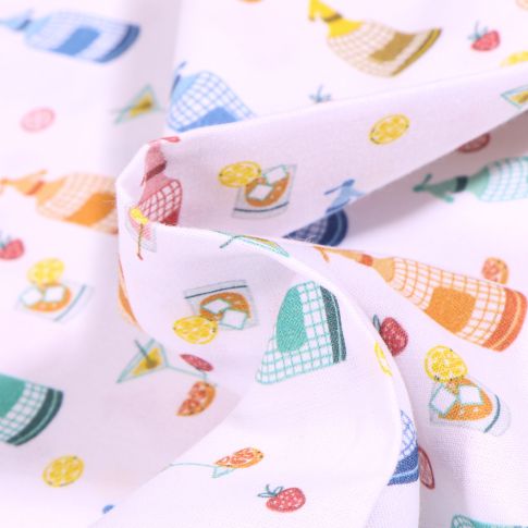 Tissu Coton MC Fabrics Cocktails sur fond Blanc