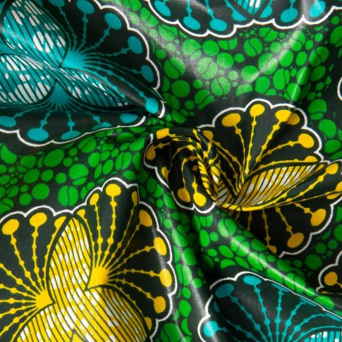 Tissu Wax africain n°605 sur fond Vert