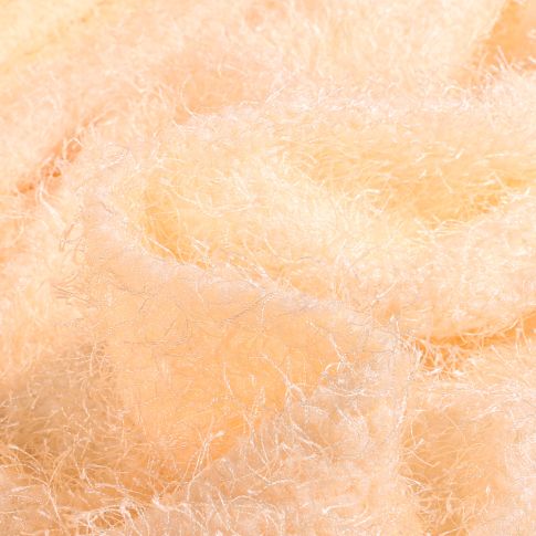 Tissu  Fausse fourrure Ludmila sur fond Ecru