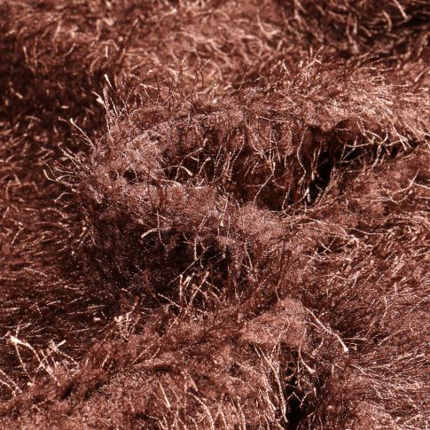 Tissu  Fausse fourrure Ludmila sur fond Marron chocolat