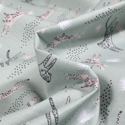 Tissu Coton imprimé Jump Léo sur fond Vert menthe clair