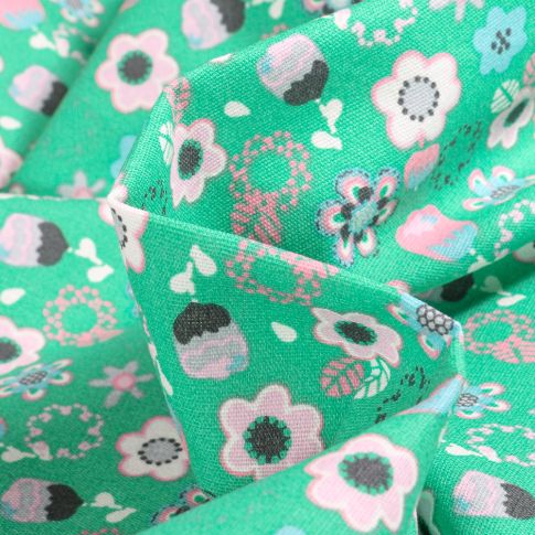 Tissu Coton imprimé Chally Ingrid sur fond Vert