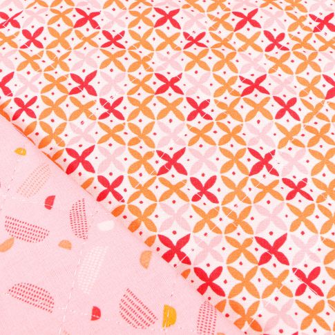 Tissu Matelassé Chally Fleurs et Demi-Cercles sur fond Blanc