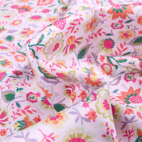 Tissu Coton imprimé Flower rose sur fond Blanc