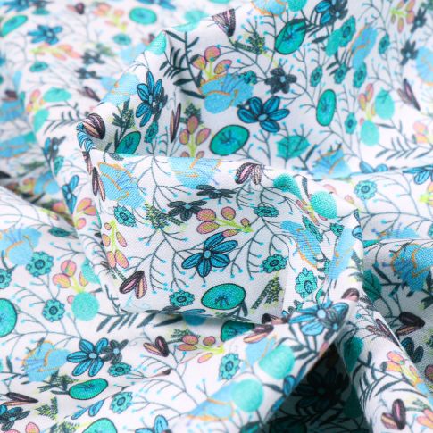 Tissu Popeline de coton Sweet Flower Apolline turquoise sur fond Blanc