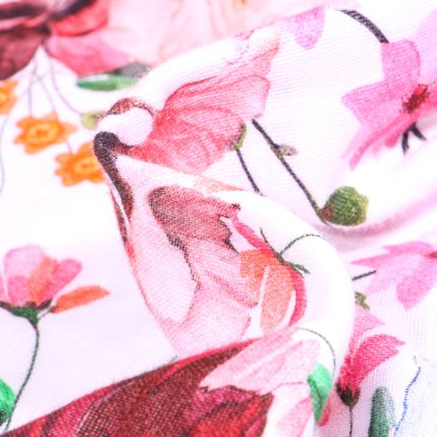 Tissu Lange Bébé Fleuris sur fond Blanc