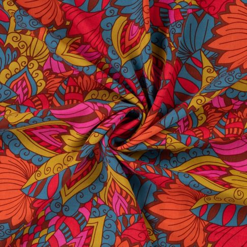 Tissu Viscose imprimé Arabesques fleuries sur fond Rouge foncé