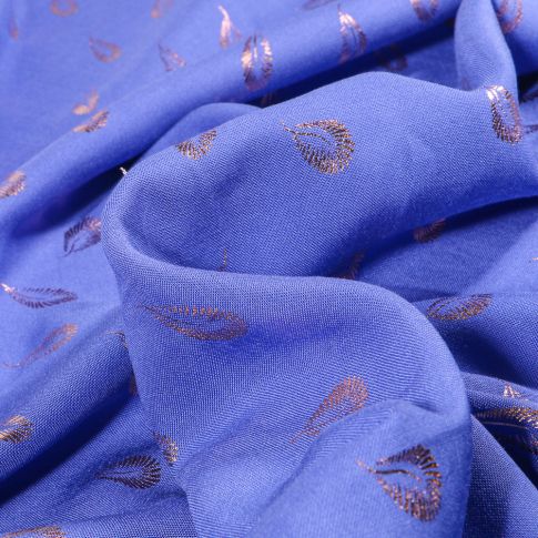 Tissu Viscose légère Plumes métallisées sur fond Violet