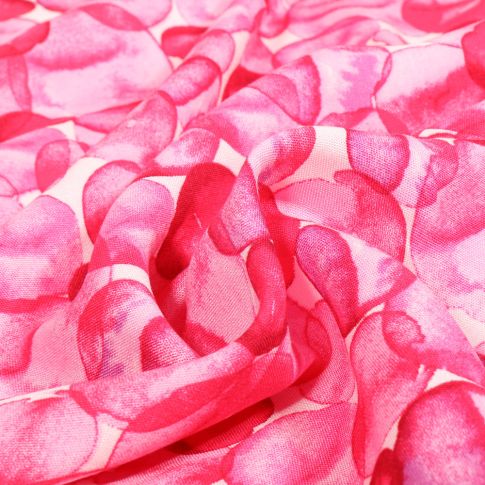 Tissu Viscose  Chally Pétals rose sur fond Blanc