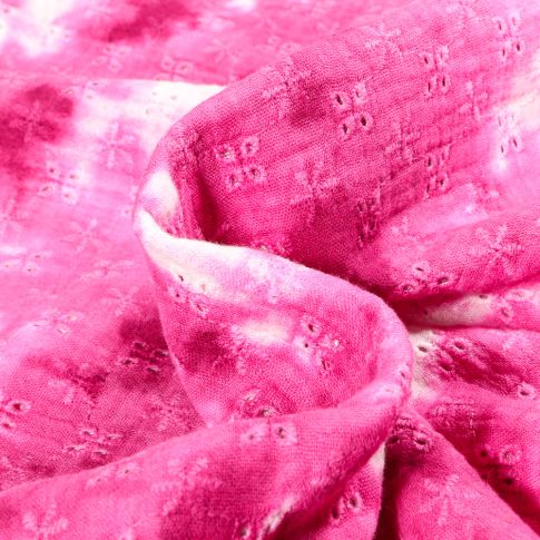 Tissu Double gaze ajouré brodé Tye and dye sur fond Rose